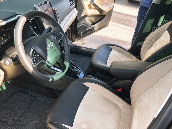 2025 Lada (ВАЗ) Vesta I Рестайлинг (NG), коричневый, 1540000 рублей - вид 10