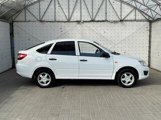 2015 Lada (ВАЗ) Granta I, белый, 530000 рублей, вид 4