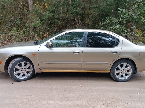 2003 Nissan Maxima V (A33), жёлтый - вид 1