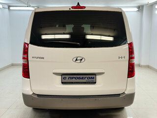 2018 Hyundai H-1 II Рестайлинг 2, белый, 2870000 рублей, вид 3