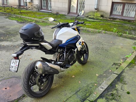 2021 BMW G 310 R, белый, 420000 рублей, вид 3