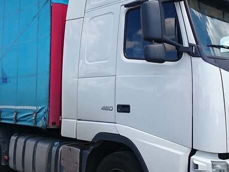 2012 Volvo FH, белый, 3600000 рублей, вид 2