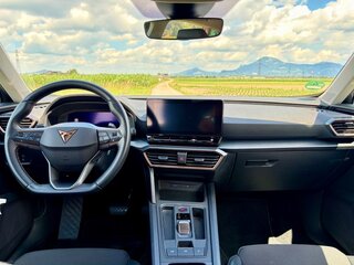 2023 Cupra Formentor I, серый, 2592000 рублей, вид 2