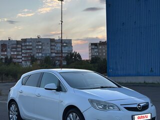 2011 Opel Astra J, белый, 550000 рублей, вид 2