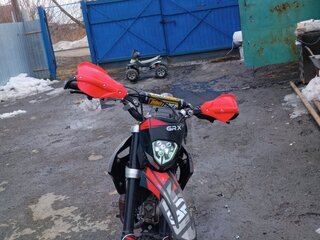 GR GR-X