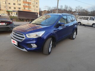 2019 Ford Kuga II Рестайлинг, синий, 2000000 рублей, вид 1