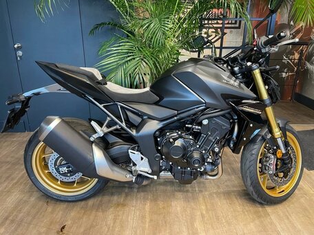 2026 Honda CB 1000 Hornet, серый, 1850000 рублей, вид 2
