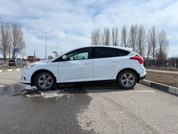 2015 Ford Focus III, белый, 750000 рублей - вид 10
