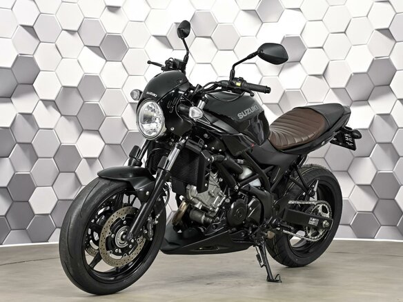 2021 Suzuki SV 650, чёрный, 627000 рублей - вид 1