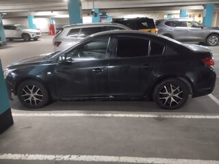 2011 Chevrolet Cruze I, чёрный, 260000 рублей, вид 4