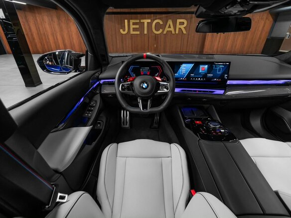 2026 BMW M5 VII (G90), синий, 22800000 рублей - вид 26