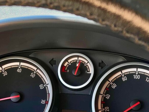 2007 Opel Corsa D, серый - вид 14