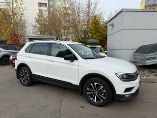2019 Volkswagen Tiguan II, белый, 2300000 рублей, вид 5