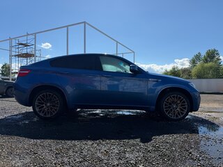 2010 BMW X6 M I (E71), синий, 2250000 рублей, вид 2