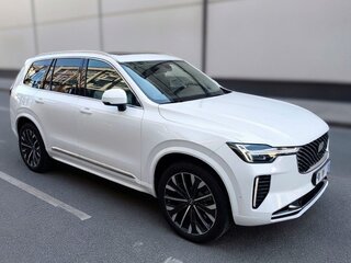 2025 Volvo XC90 B6 II Рестайлинг 2, белый, 9400000 рублей, вид 4