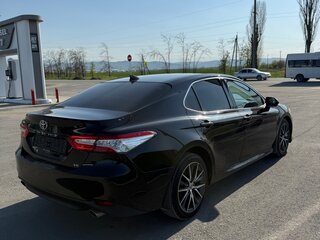 2021 Toyota Camry VIII (XV70) Рестайлинг, чёрный, 2900000 рублей, вид 3