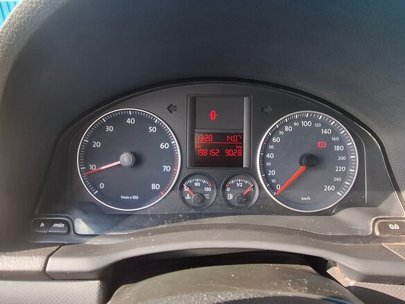 2006 Volkswagen Golf V, чёрный, 550000 рублей - вид 6