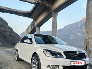 2012 Skoda Octavia II (A5) Рестайлинг, белый, 850000 рублей, вид 3