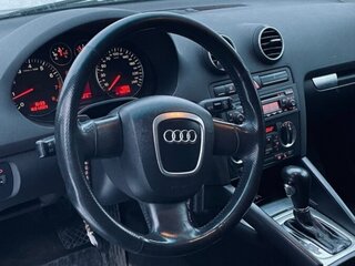 2004 Audi A3 II (8P) Рестайлинг 1, серый, 700000 рублей, вид 3