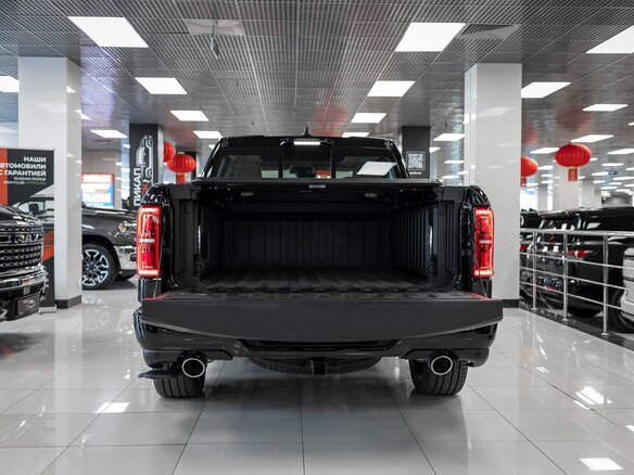2026 Ram 1500 Crew Cab V Рестайлинг, чёрный - вид 7