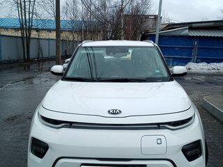 2019 Kia Soul EV II, белый, 2000000 рублей, вид 1