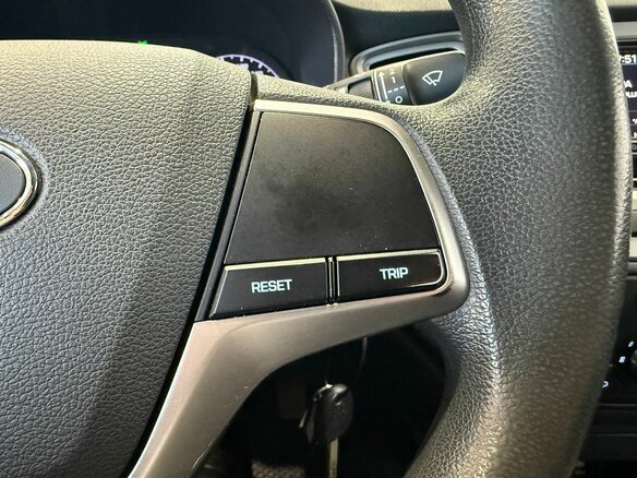 2020 Hyundai Solaris II Рестайлинг, белый - вид 12