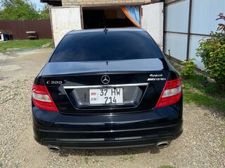 2010 Mercedes-Benz C-Класс 300 III (W204), чёрный, 1200000 рублей, вид 3