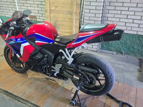 2016 Honda CBR 600RR, красный, 780000 рублей, вид 1
