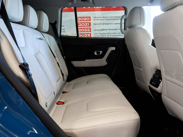 2026 Jetour T1, синий, 3999900 рублей - вид 25