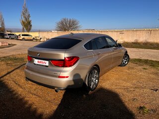 2010 BMW 5 серии Gran Turismo 535i VI (F10/F11/F07), золотистый, 1350000 рублей, вид 3