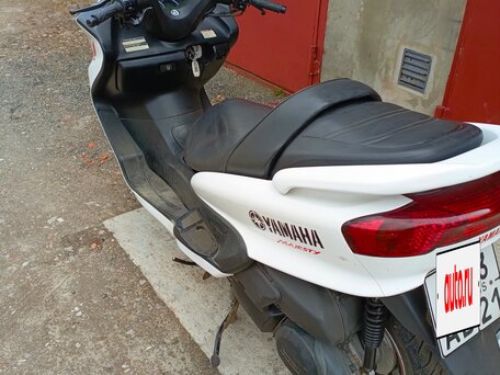 2000 Yamaha Majesty 250, белый, 160000 рублей, вид 4