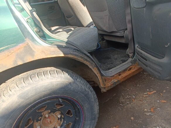 1999 Suzuki Grand Vitara I, зелёный, 235000 рублей - вид 13