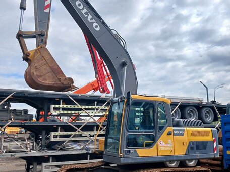 2020 Volvo EC, жёлтый, 7990000 рублей, вид 1