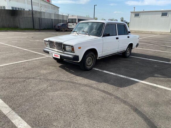 1997 Lada (ВАЗ) 2107, белый