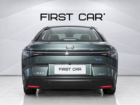 2026 Toyota bZ3, зелёный, 2690000 рублей, вид 5