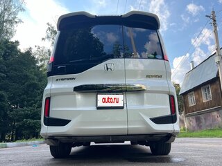 2015 Honda Stepwgn Spada V, белый, 1890000 рублей, вид 3
