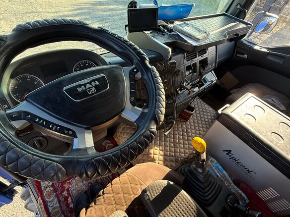 2008 MAN TGA, синий, 1650000 рублей - вид 13