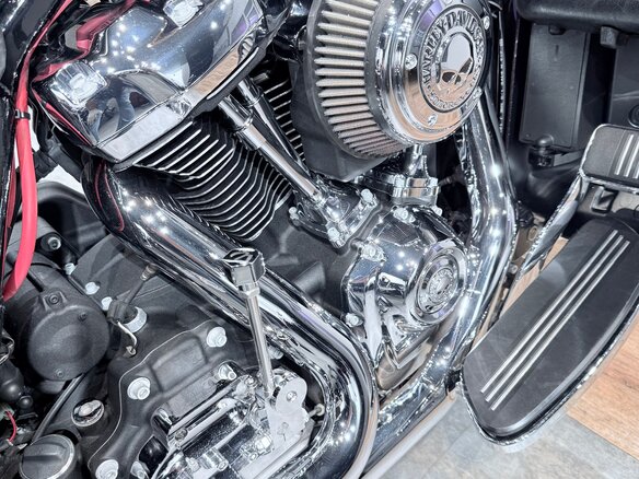 2017 Harley-Davidson Street Glide, фиолетовый, 1799000 рублей - вид 31