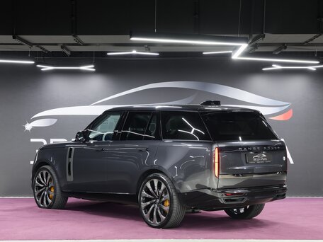 2023 Land Rover Range Rover P615 MHEV V, серый, 26900000 рублей, вид 3