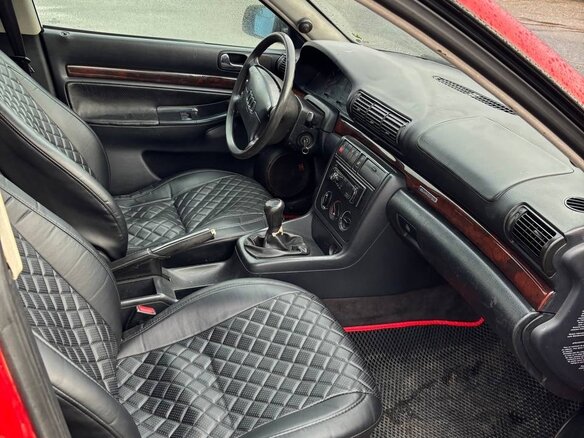 1995 Audi A4 I (B5), красный, 140000 рублей - вид 3