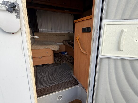 2004 Mercedes-Benz Sprinter, белый, 2830000 рублей - вид 3