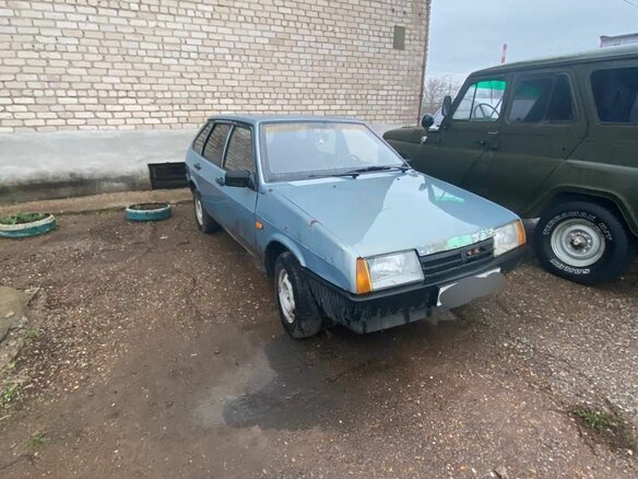 2003 Lada (ВАЗ) 21093i, серебристый, 120000 рублей - вид 1