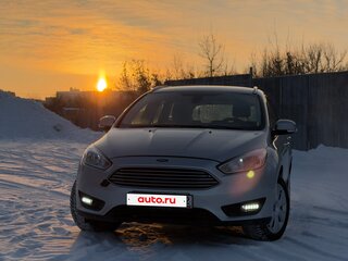 2016 Ford Focus III Рестайлинг, серебристый, 1250000 рублей, вид 1