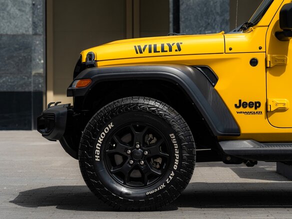 2021 Jeep Wrangler IV (JL), жёлтый, 4900000 рублей - вид 27