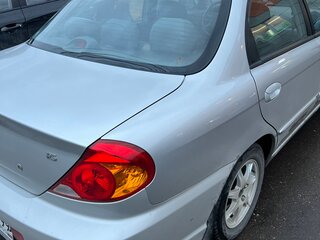 2007 Kia Spectra I Рестайлинг 2, серебристый, 380000 рублей, вид 3