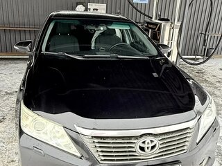 2013 Toyota Camry VII (XV50), чёрный, 1300000 рублей, вид 1