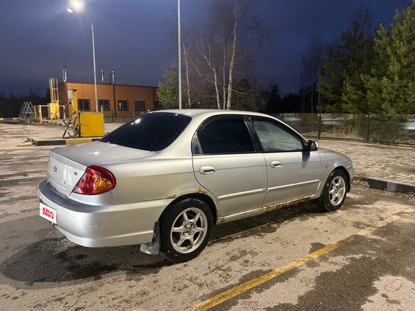 2006 Kia Spectra I Рестайлинг 2, серебристый, 135000 рублей - вид 5