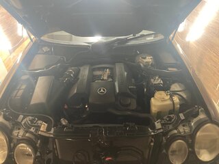 2000 Mercedes-Benz E-Класс 320 II (W210, S210) Рестайлинг, чёрный, 1650000 рублей, вид 5