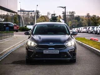 2020 Kia Cerato IV, синий, 1739000 рублей, вид 4