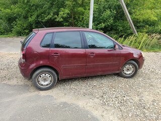 2007 Volkswagen Polo IV Рестайлинг, красный, 330000 рублей, вид 4